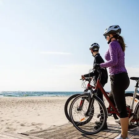 Ferienhaus Homes By The Sea, Quiet Neighborhood *